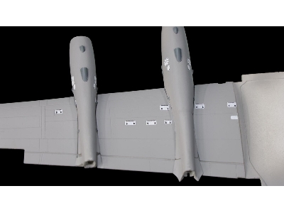 Ilyushin Il-18, Il-20 And Il-38 - Hatches And Exterior Panels (Amodel) - zdjęcie 8