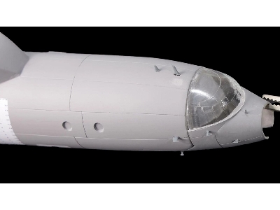 Ilyushin Il-18, Il-20 And Il-38 - Hatches And Exterior Panels (Amodel) - zdjęcie 18
