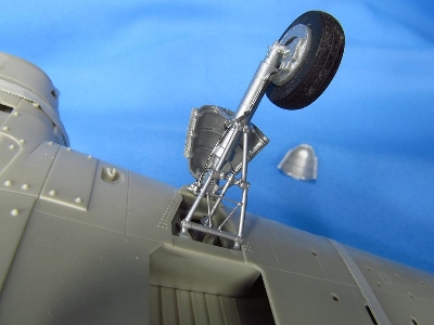 Douglas A-1 Skyraider - Landing Gears 3d-printed (For Tamiya Kits) - zdjęcie 3