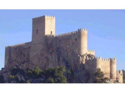 Zamek Almansa - zdjęcie 2