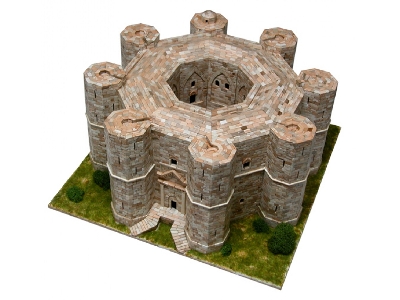 Zamek Castel Del Monte - zdjęcie 2