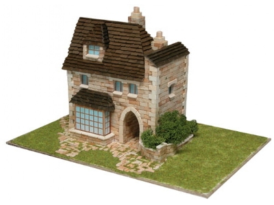 English House - zdjęcie 1