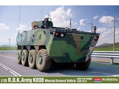 Korean Army K808 Wheeled Armoured Vehicle - zdjęcie 1