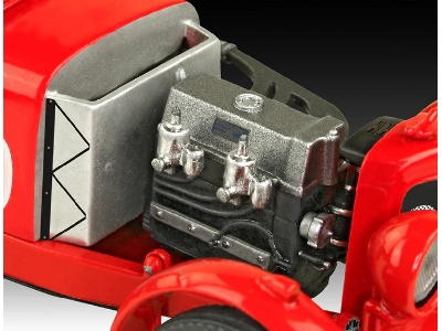 Aston Martin Ulster - Starter Kit (Revell Classics) - zdjęcie 4