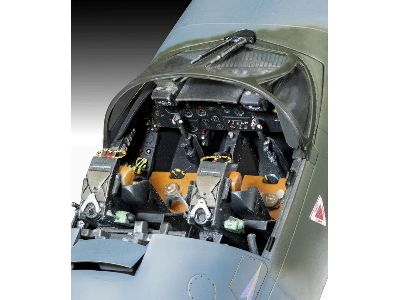 Hawker Hunter T.7 / T.7a - zdjęcie 8