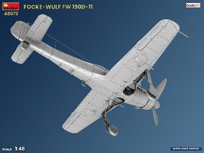 Focke Wulf Fw-190 D-11 (Basic Kit) - zdjęcie 24