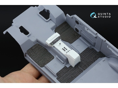 Range Rover Classic 1992 - 3d-printed & Coloured Interior (For Aoshima Kits) - zdjęcie 7