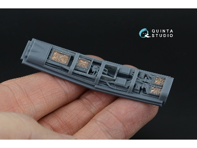 Sukhoi Su-30 Sm - Air Brake Bay With Avionics & Circuit Breaker Panels With 3d-printed Resin Parts (For Zvezda Kits) - zdjęcie 
