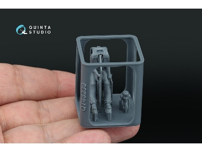 Svetlana Sitting In Su-31 (1 Figure 3d-printed / For Quinta Models Kits) - zdjęcie 2