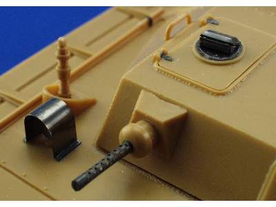  LVT(A)-4 exterior 1/35 - Italeri - blaszki - zdjęcie 8