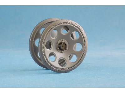 Sd.Kfz. 251 - Corrected Road Wheels 14 Complete Wheels (For Das Werk Kits) - zdjęcie 6
