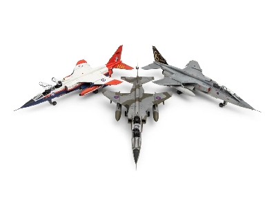 Sepecat Jaguar T.2 & T.4 - zdjęcie 2