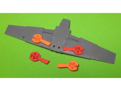Messerschmitt Bf-109 K - Wheel Bay Plugs (For Eduard Kits) - zdjęcie 2