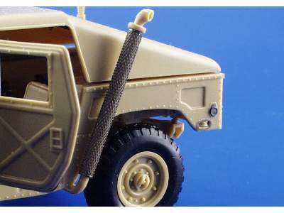  M-1025 exterior 1/35 - Academy Minicraft - blaszki - zdjęcie 6