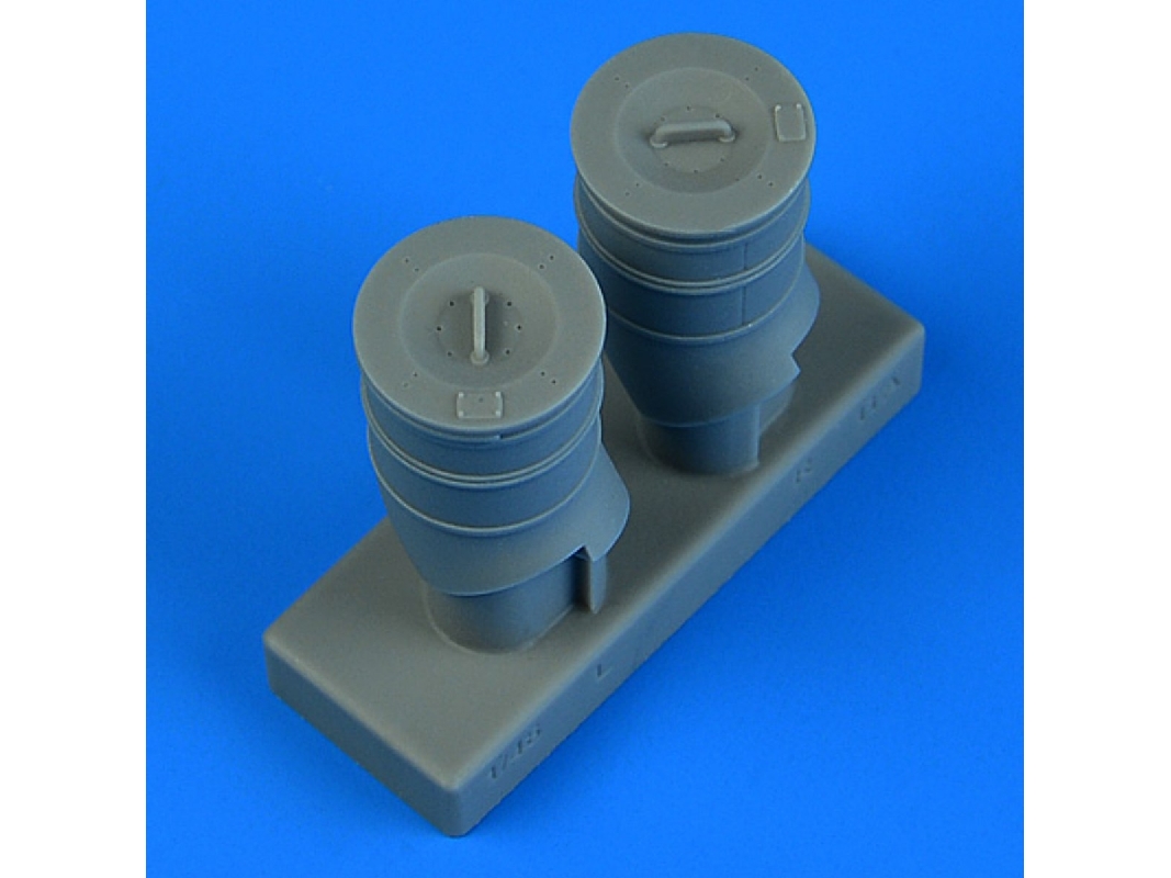 Westland Wessex Hu.5 - Exhaust With Fod Covers (For Italeri And Academy Kits) - zdjęcie 1