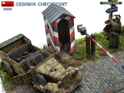 German Checkpoint - 3t Cargo Truck 3,6-36s & Kfz.1 Type 170vk With Feldgendarmerie (Big Set) - zdjęcie 5
