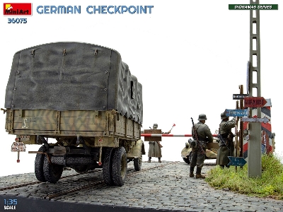 German Checkpoint - 3t Cargo Truck 3,6-36s & Kfz.1 Type 170vk With Feldgendarmerie (Big Set) - zdjęcie 8