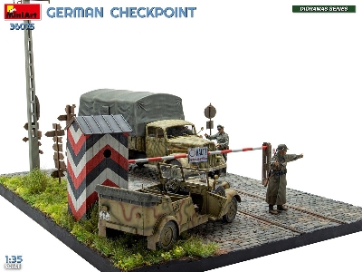 German Checkpoint - 3t Cargo Truck 3,6-36s & Kfz.1 Type 170vk With Feldgendarmerie (Big Set) - zdjęcie 46