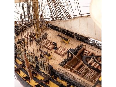 HMS Victory - Wooden Model Kit - zdjęcie 14