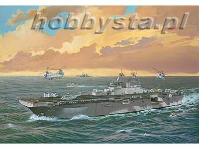 Assault Carrier USS Boxer LHD-4 - zdjęcie 1