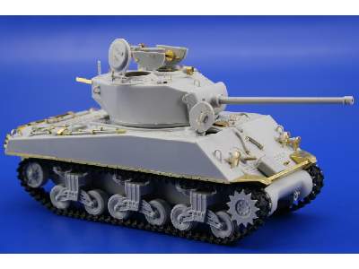  M-4A3 Sherman (76mm) W 1/48 - Hobby Boss - blaszki - zdjęcie 4