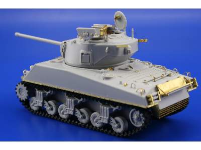  M-4A3 Sherman (76mm) W 1/48 - Hobby Boss - blaszki - zdjęcie 6