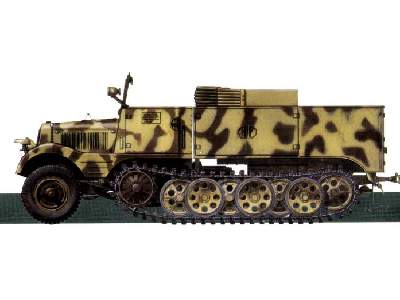 German 3 Ton Semi-Track Sd. Kfz. 11/4 Nebelkraftwagen - zdjęcie 4