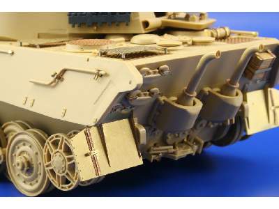  King Tiger Ardennes front 1/35 - Tamiya - blaszki - zdjęcie 14