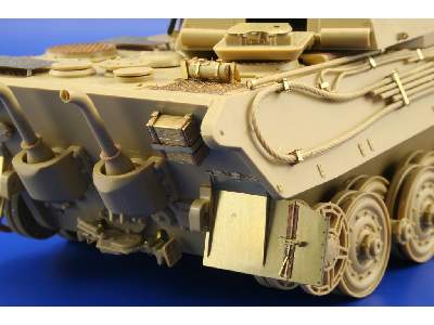  King Tiger Ardennes front 1/35 - Tamiya - blaszki - zdjęcie 15