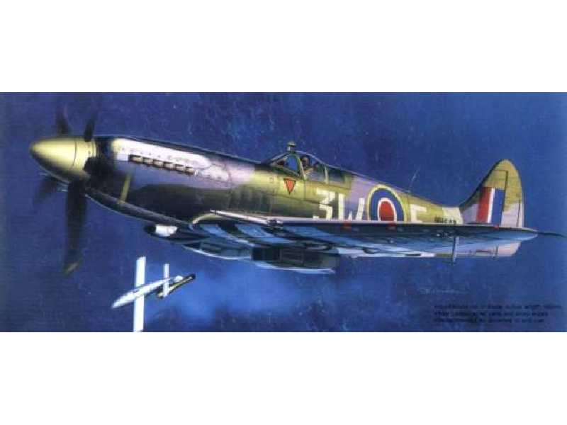 Spitfire Mk14c/V-1 Fiesler Flying Bomb - zdjęcie 1 Spitfire Mk14c/V-1 Fiesler Flying Bomb - zdjęcie 1