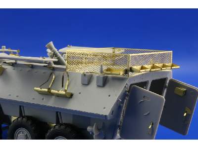  LAV-M stowage box 1/35 - Trumpeter - blaszki - zdjęcie 3