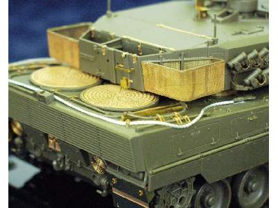  Leopard 2A5 1/35 - Tamiya - blaszki - zdjęcie 6