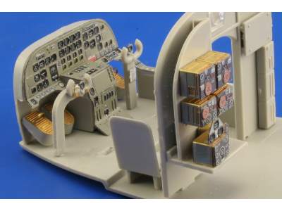  Fw 200 Condor interior 1/48 - Trumpeter - blaszki - zdjęcie 2