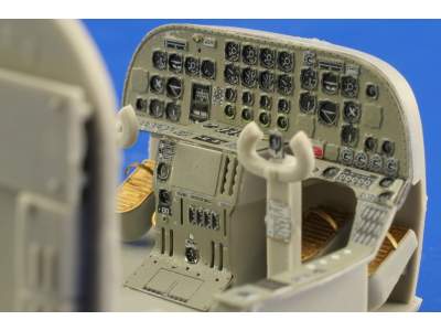  Fw 200 Condor interior 1/48 - Trumpeter - blaszki - zdjęcie 4