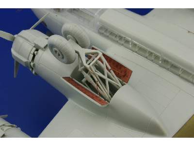  Fw 200C Condor exterior 1/72 - Revell - blaszki - zdjęcie 2