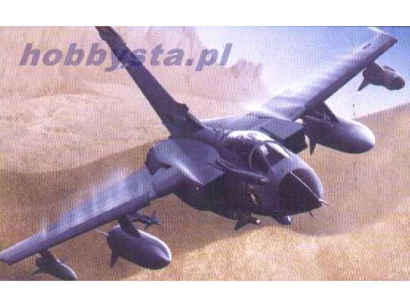 Panavia Tornado GR4/4A - zdjęcie 1 Panavia Tornado GR4/4A - zdjęcie 1