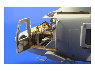  HH-60H interior S. A. 1/48 - Italeri - blaszki - zdjęcie 3