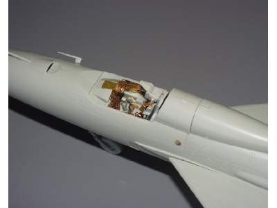 MiG-21MF Fishbed J 1/48 - Academy Minicraft - blaszki - zdjęcie 2