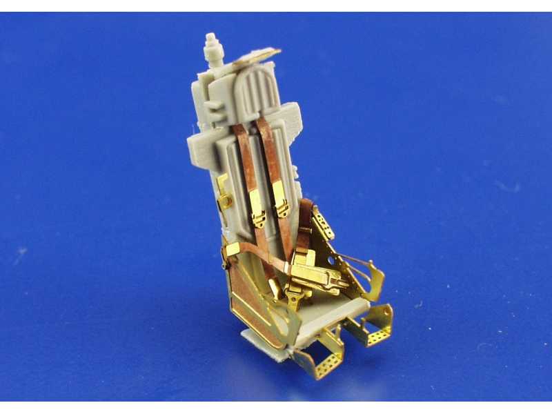 Shenyang FT-6 1/48 - Trumpeter - blaszki - zdjęcie 1 Shenyang FT-6 1/48 - Trumpeter - blaszki - zdjęcie 1
