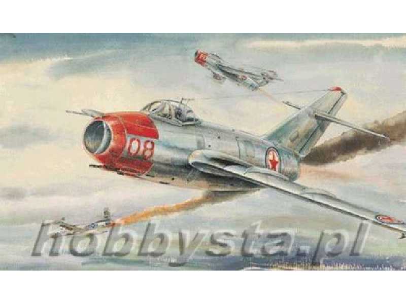 Mikoyan-Gurevich MiG-15 bis Fagot-B - zdjęcie 1 Mikoyan-Gurevich MiG-15 bis Fagot-B - zdjęcie 1