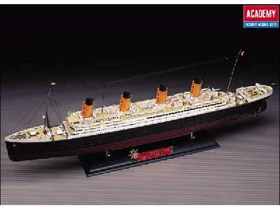 RMS Titanic - brytyjski transatlantyk - zdjęcie 2
