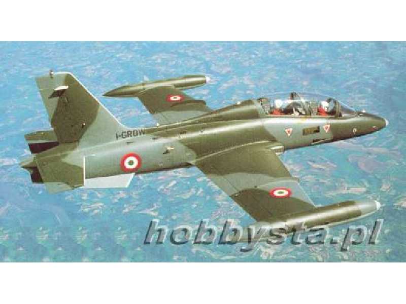 Aeromacchi MB-339 A - zdjęcie 1 Aeromacchi MB-339 A - zdjęcie 1