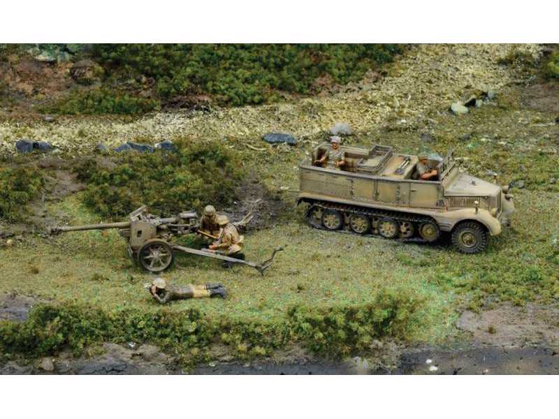Sd. Kfz.11 z działem PAK 40 - zdjęcie 1 Sd. Kfz.11 z działem PAK 40 - zdjęcie 1