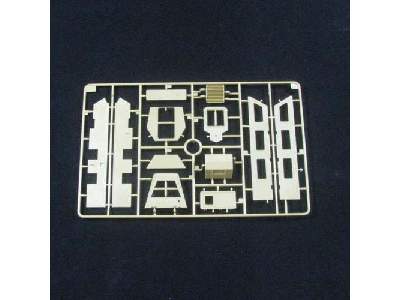 Buffalo 6X6 MPCN 2004-2006 - pojazd saperski - zdjęcie 9