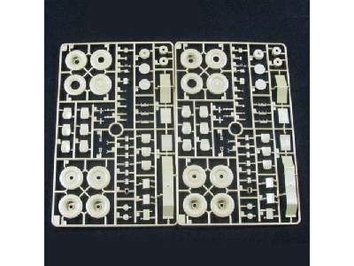 Buffalo 6X6 MPCN 2004-2006 - pojazd saperski - zdjęcie 12