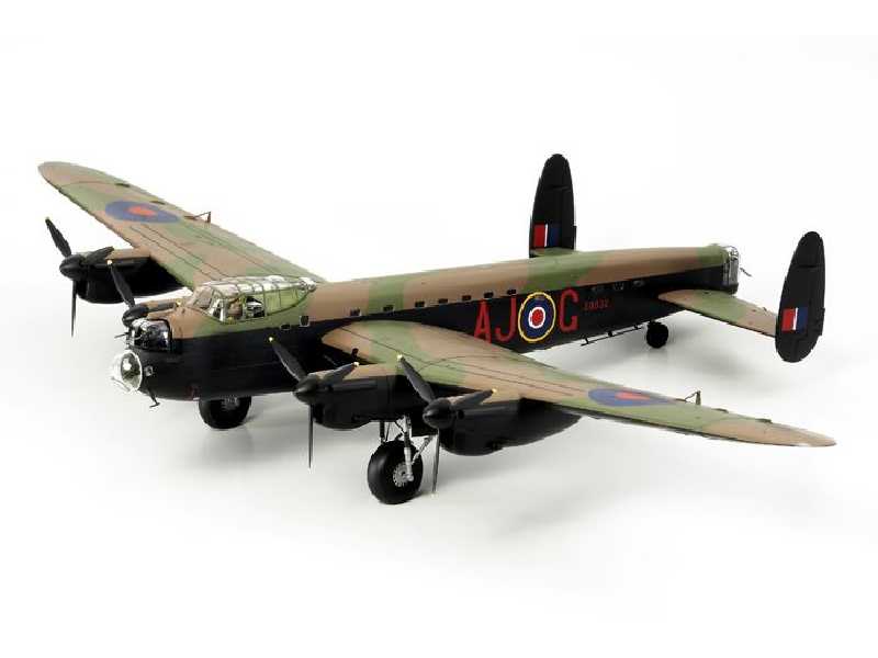 Avro Lancaster B Mk.III Sp. - B Mk.I Sp Grand Slam Bomber - zdjęcie 1 Avro Lancaster B Mk.III Sp. - B Mk.I Sp Grand Slam Bomber - zdjęcie 1
