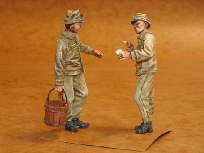 Japanese mechanics WW II (2 fig.) - zdjęcie 1