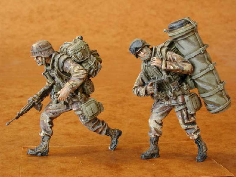 U.S. Airborne part II. (UH-60 crew) (2 fig.) - zdjęcie 1 U.S. Airborne part II. (UH-60 crew) (2 fig.) - zdjęcie 1