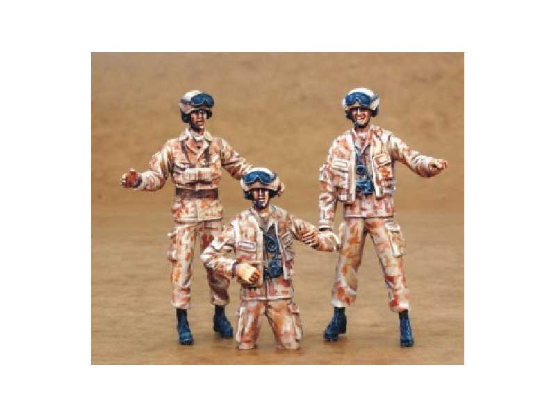 British tankers modern (2. 1/2 fig.) - zdjęcie 1 British tankers modern (2. 1/2 fig.) - zdjęcie 1
