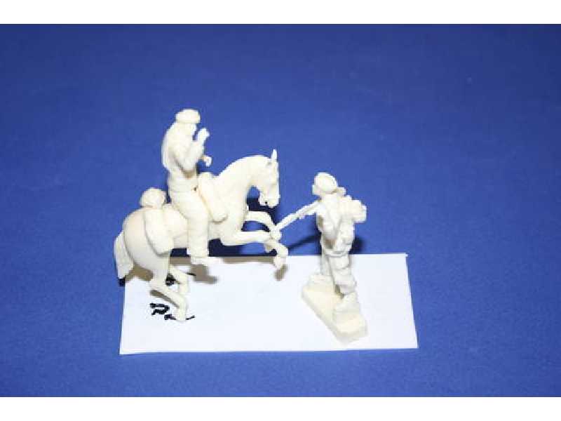Mounted Afghan Warrior + US Special Soldier (2 fig + horse) - zdjęcie 1 Mounted Afghan Warrior + US Special Soldier (2 fig + horse) - zdjęcie 1